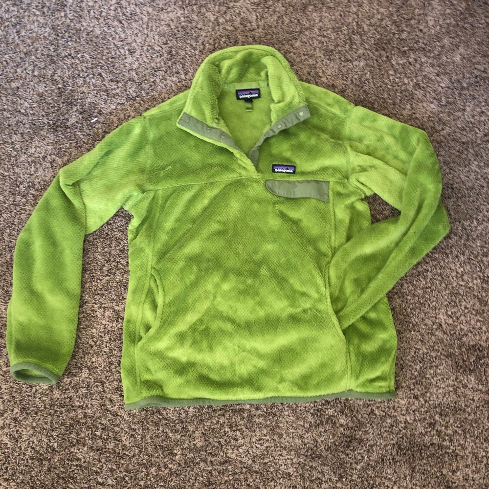 Patagonia fleece pullover! Lime green!